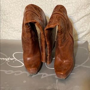 Jessica Simpson Hosana Boot